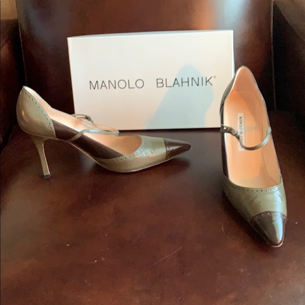 Manolo Blahnik olive/brown pumps. 38.5/8.5. 90mm